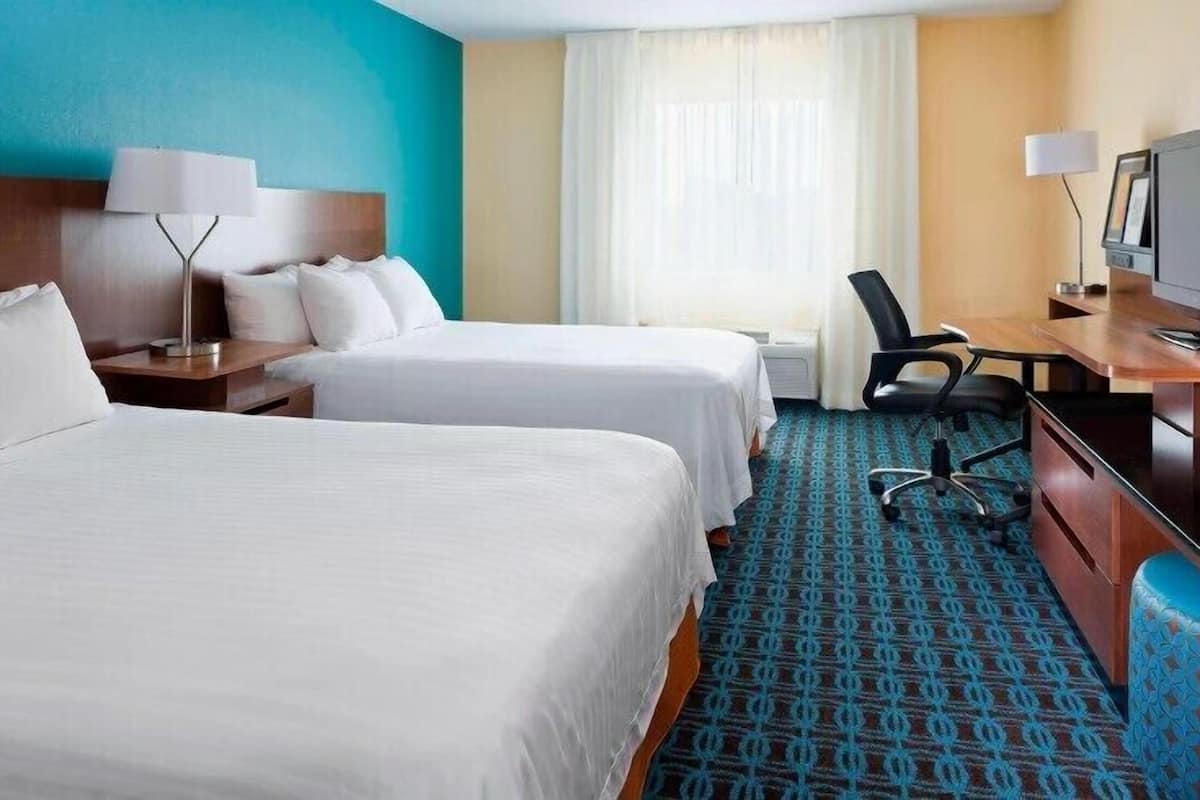 in-room safe, desk, iron/ironing board, free wifi