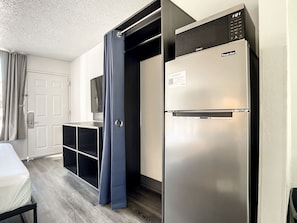 Refrigerador, microondas