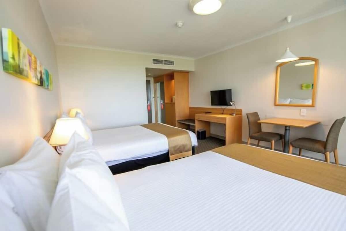1 bedroom, in-room safe, individually decorated, individually furnished