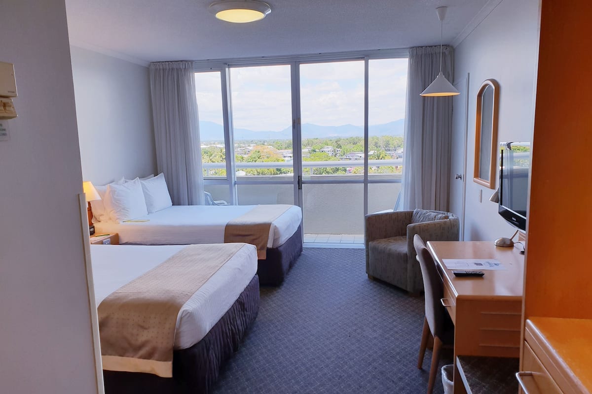 1 bedroom, in-room safe, individually decorated, individually furnished
