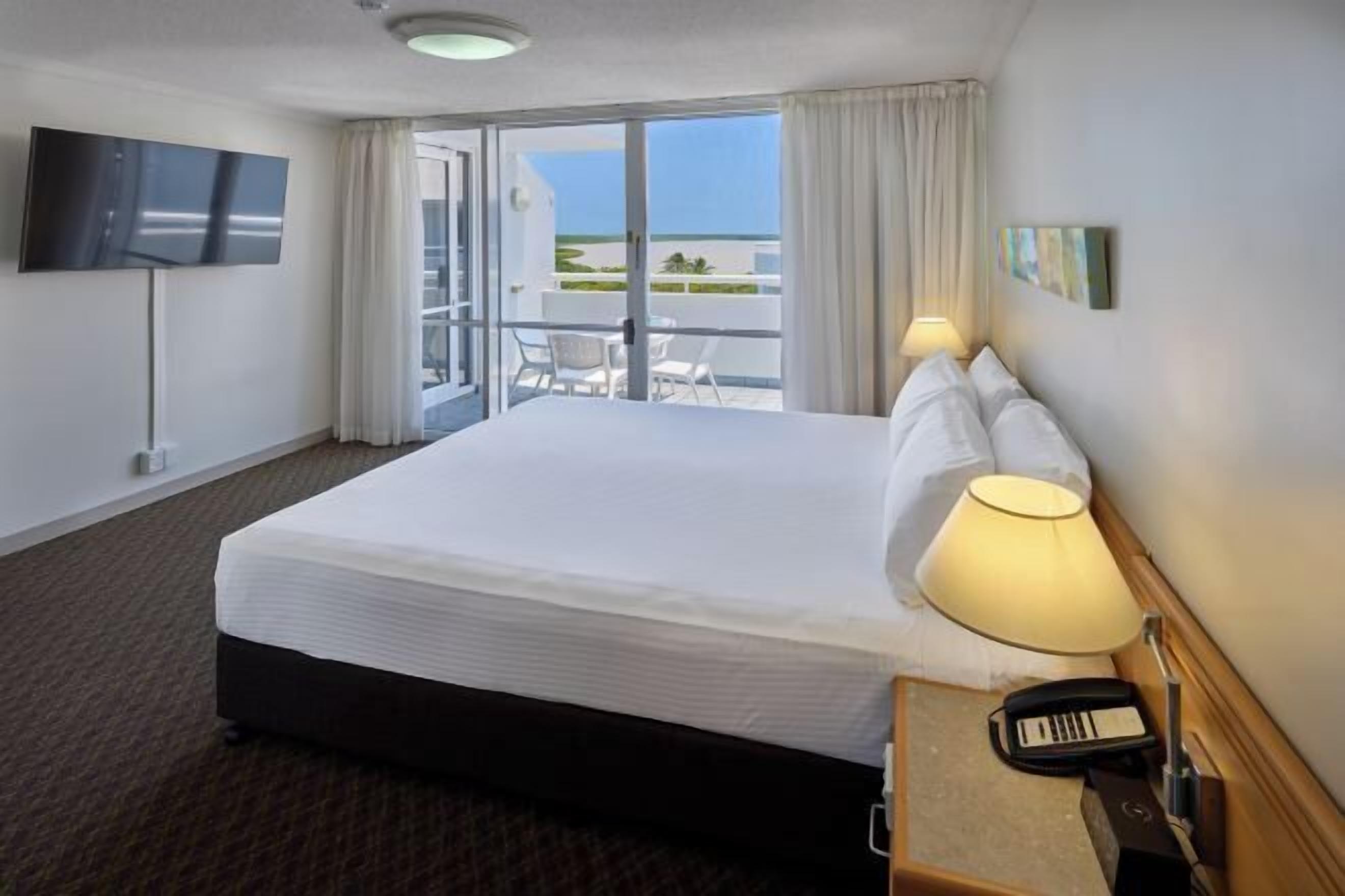 Két bảo mật tại phòng, trang trí khác biệt 