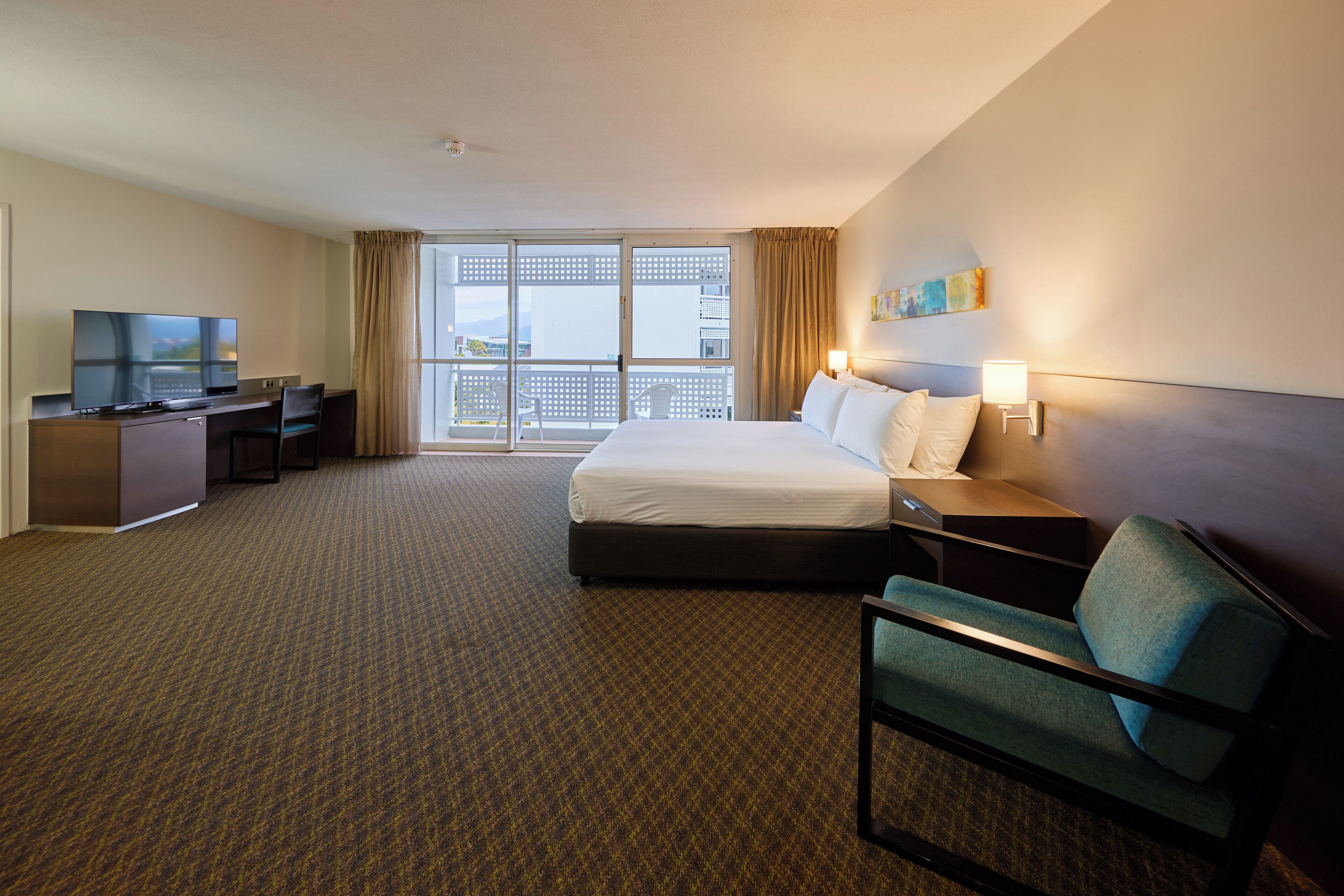 Premium-rum | Värdeförvaringsskåp på rummet, individuell inredning och unika möbler