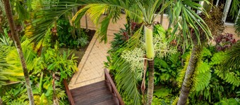 Cairns Harbourside Hotel