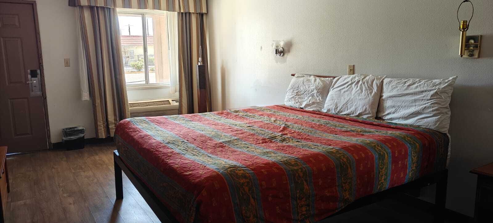 Desk, free WiFi, bed sheets