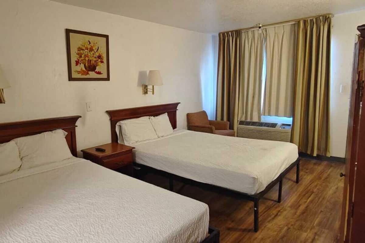 Desk, WiFi (free), bed sheets