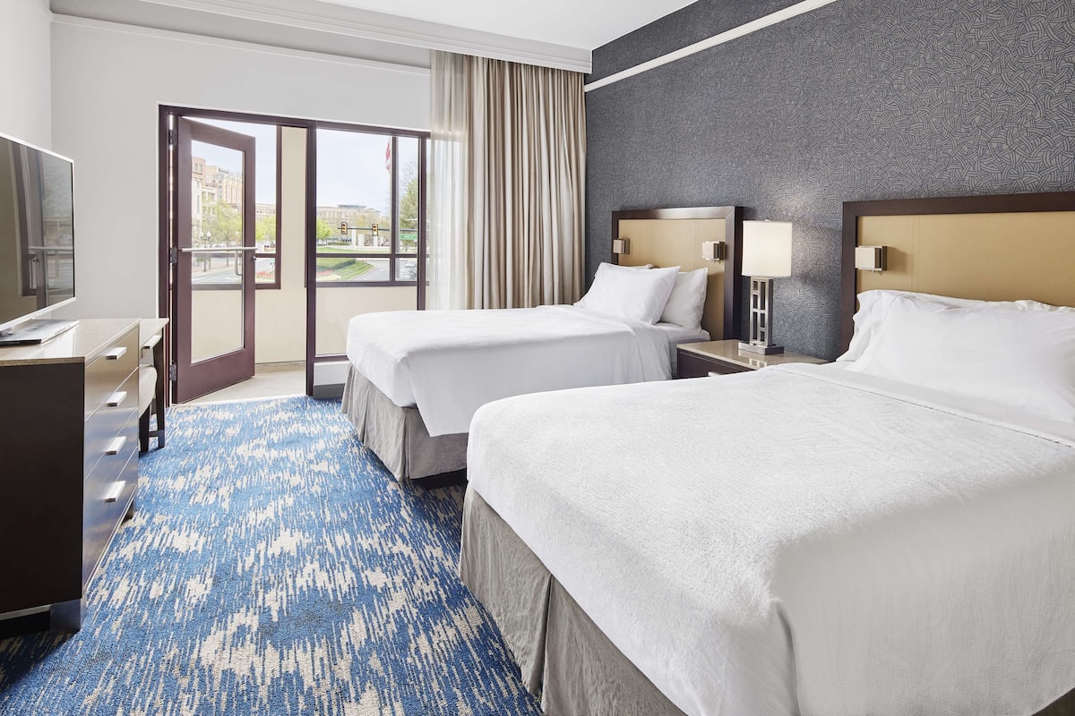 Suite, Multiple Beds, Balcony