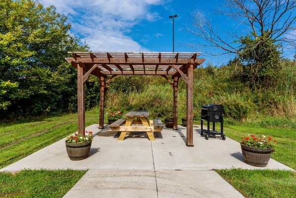 BBQ/picnic area