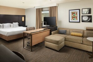 Premium bedding, in-room safe, desk, laptop workspace - Residence Inn by Marriott Irvine Spectrum (Irvine)