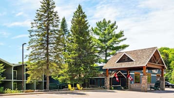 บริเวณภายนอก