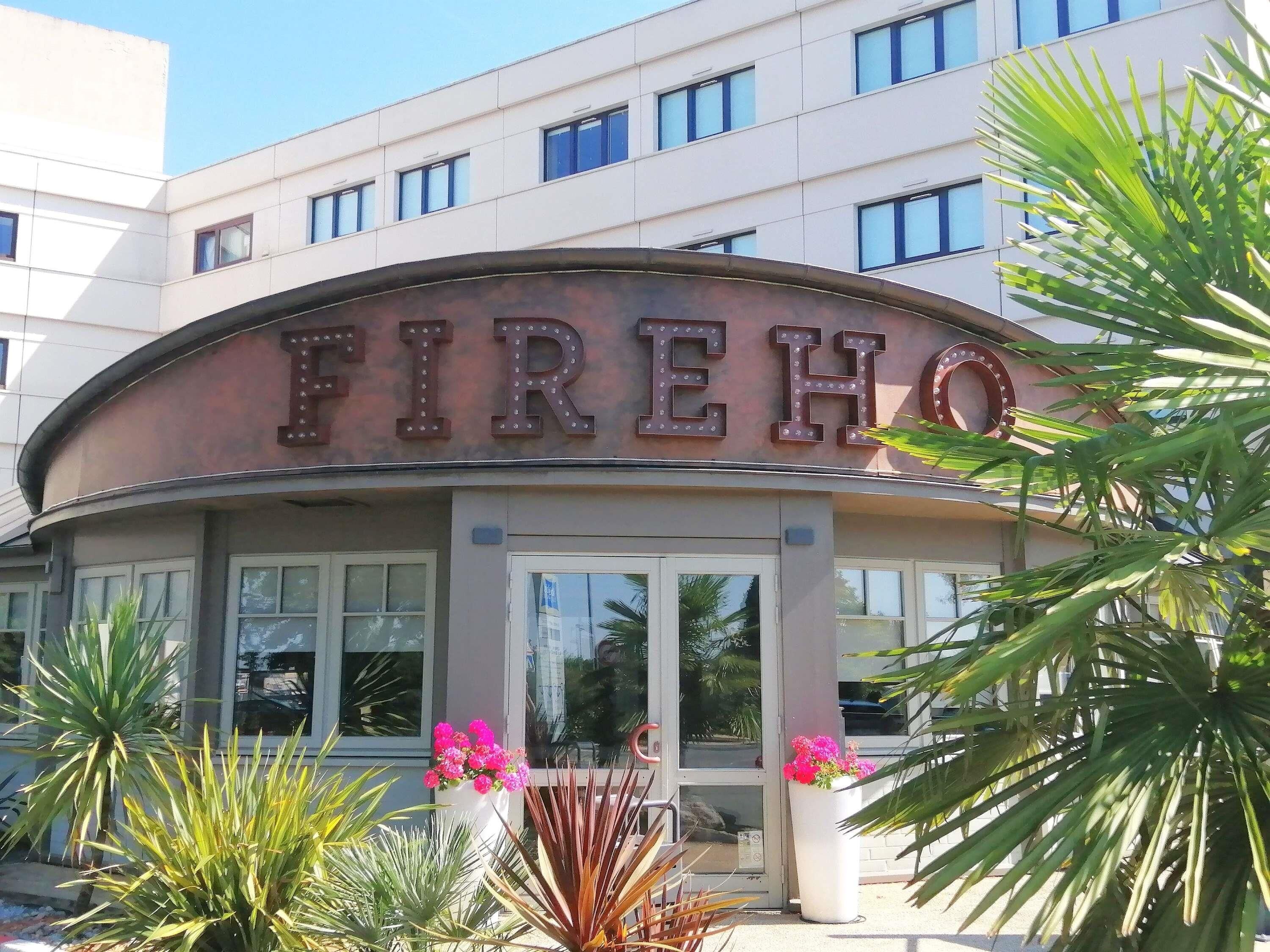 lunch and dinner served, french cuisine