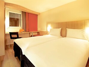 Chambre Standard, 2 lits une place