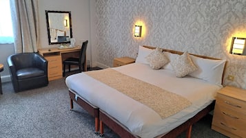 Executive Double Room | Individually decorated, individually furnished, free WiFi, bed sheets