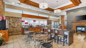 Free daily buffet breakfast