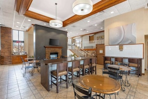 Bao gồm bữa sáng buffet hàng ngày