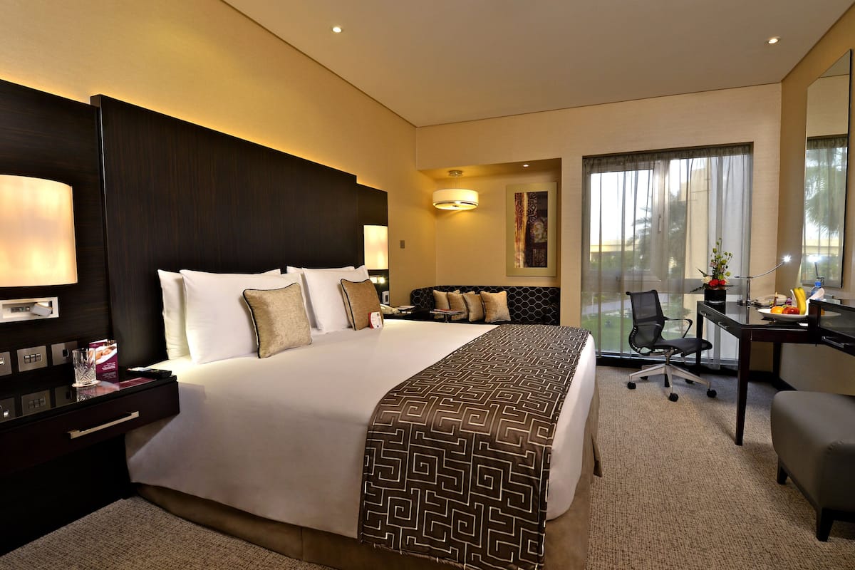Standard Room | 1 bedroom, premium bedding, free minibar items, in-room safe