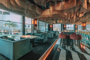 2 bars/lounges, poolside bar