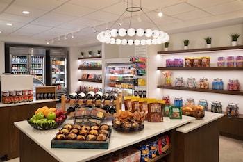 Breakfast, lunch and dinner served at DoubleTree Suites by Hilton Orlando - Disney Springs® Area