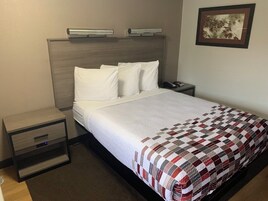 In-room safe, desk, laptop workspace, blackout drapes