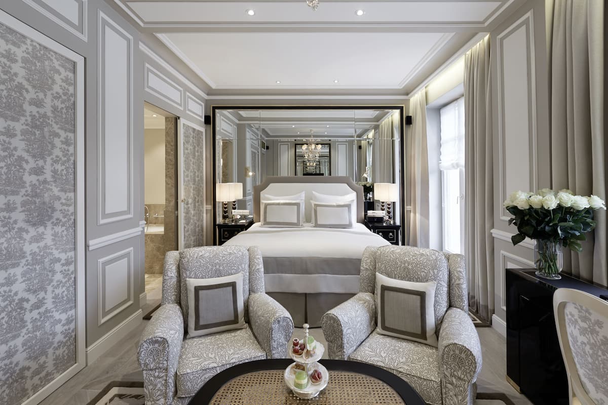 Premium bedding, down comforters, free minibar items, in-room safe