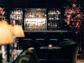 Bar (en la propiedad)