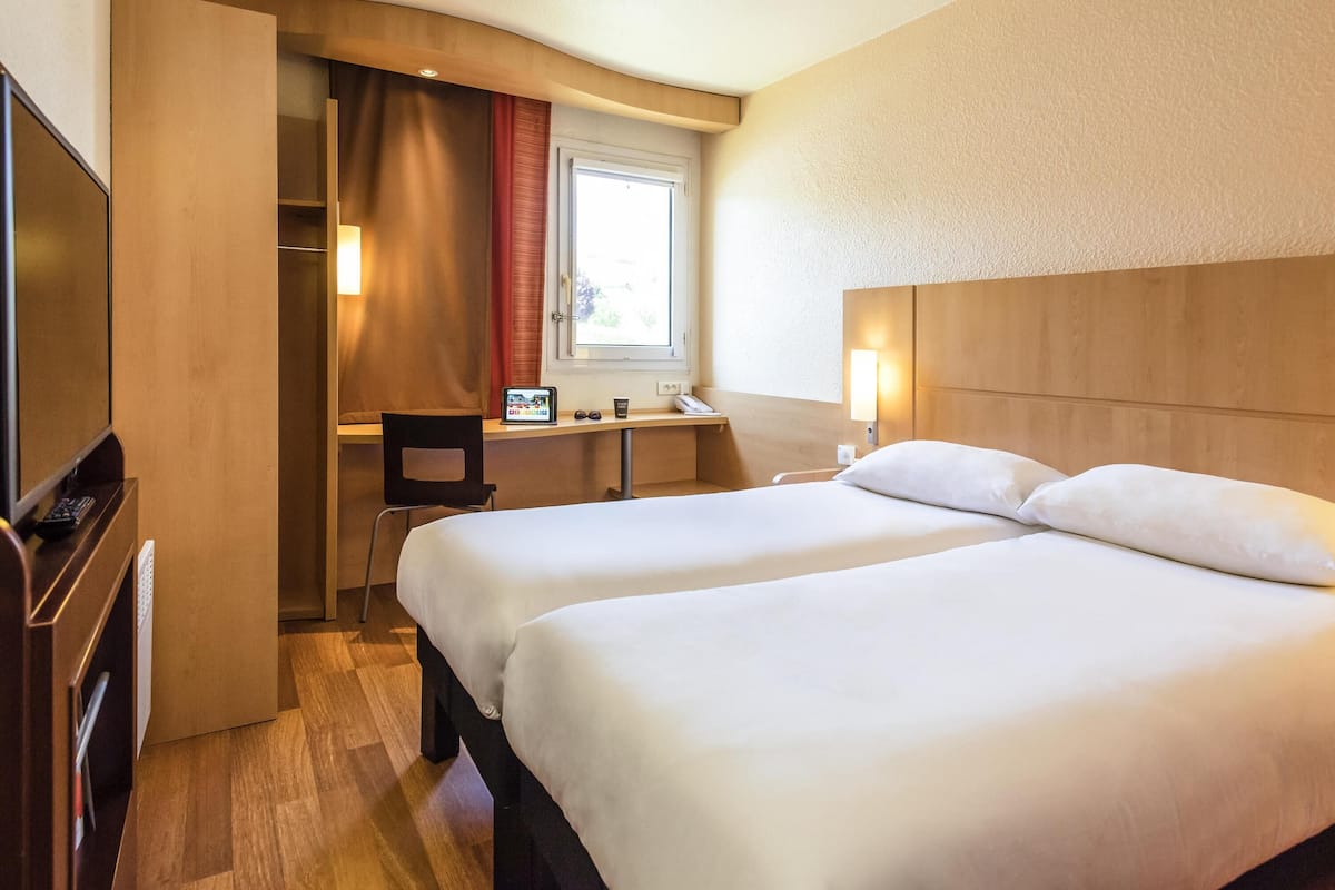 Chambre Standard avec lits jumeaux, 2 lits une place | 1 chambre, literie de qualité supérieure, bureau, chambres insonorisées