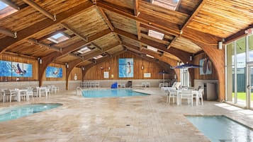 Indoor pool, pool loungers