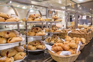 Daily buffet breakfast (EUR 15 per person)