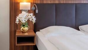 Pillowtop beds, in-room safe, desk, laptop workspace