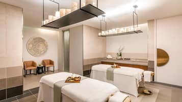 Behandlungsräume für Paare, Sauna, Dampfbad, Türkisches Bad/Hamam