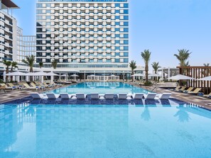 2 outdoor pools, pool cabanas (surcharge), pool umbrellas