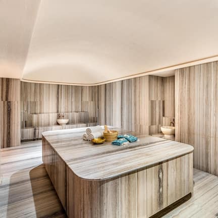 Couples treatment room(s), sauna, steam room, Turkish bath/hammam