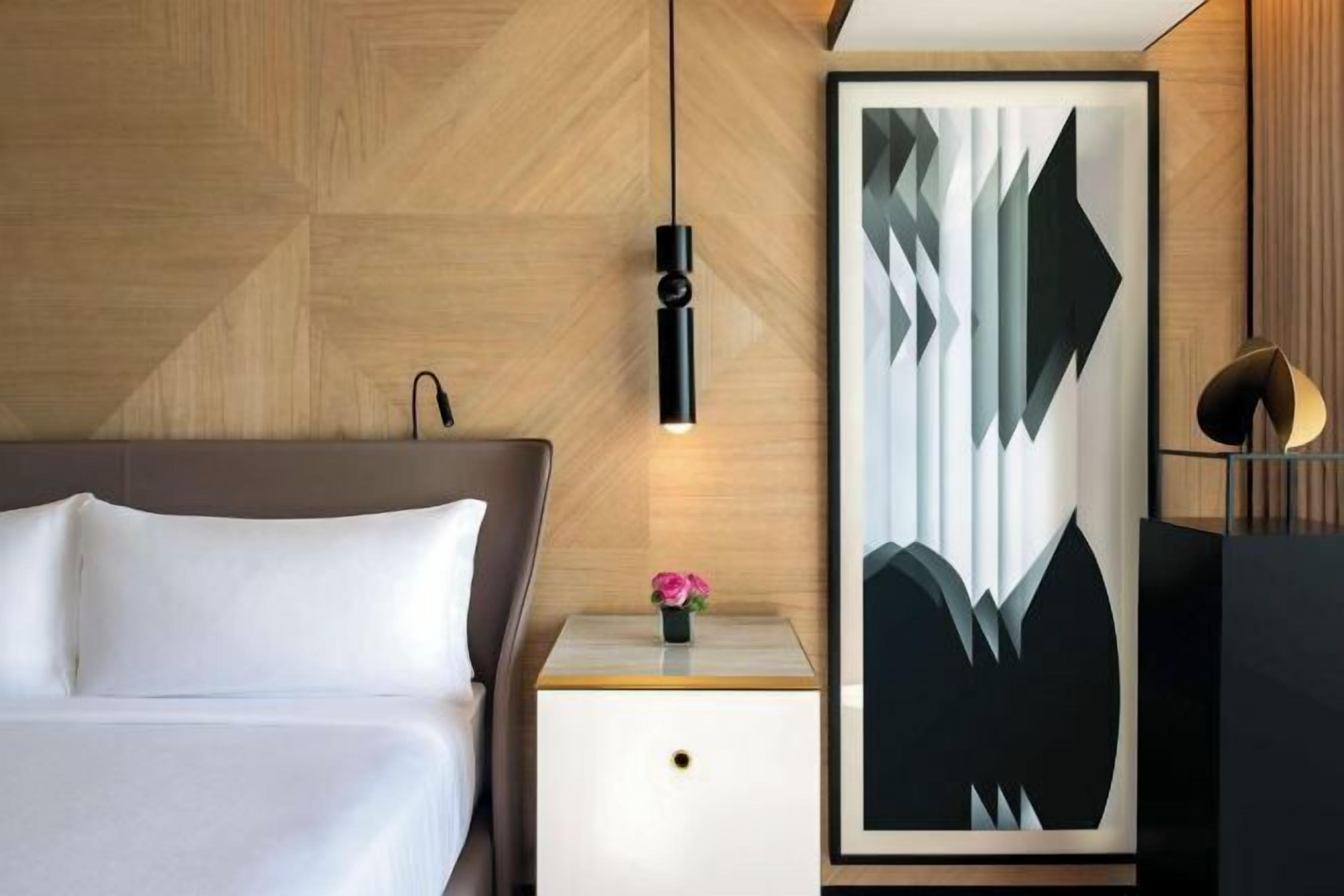 Ropa de cama de alta calidad y artículos del minibar gratis 