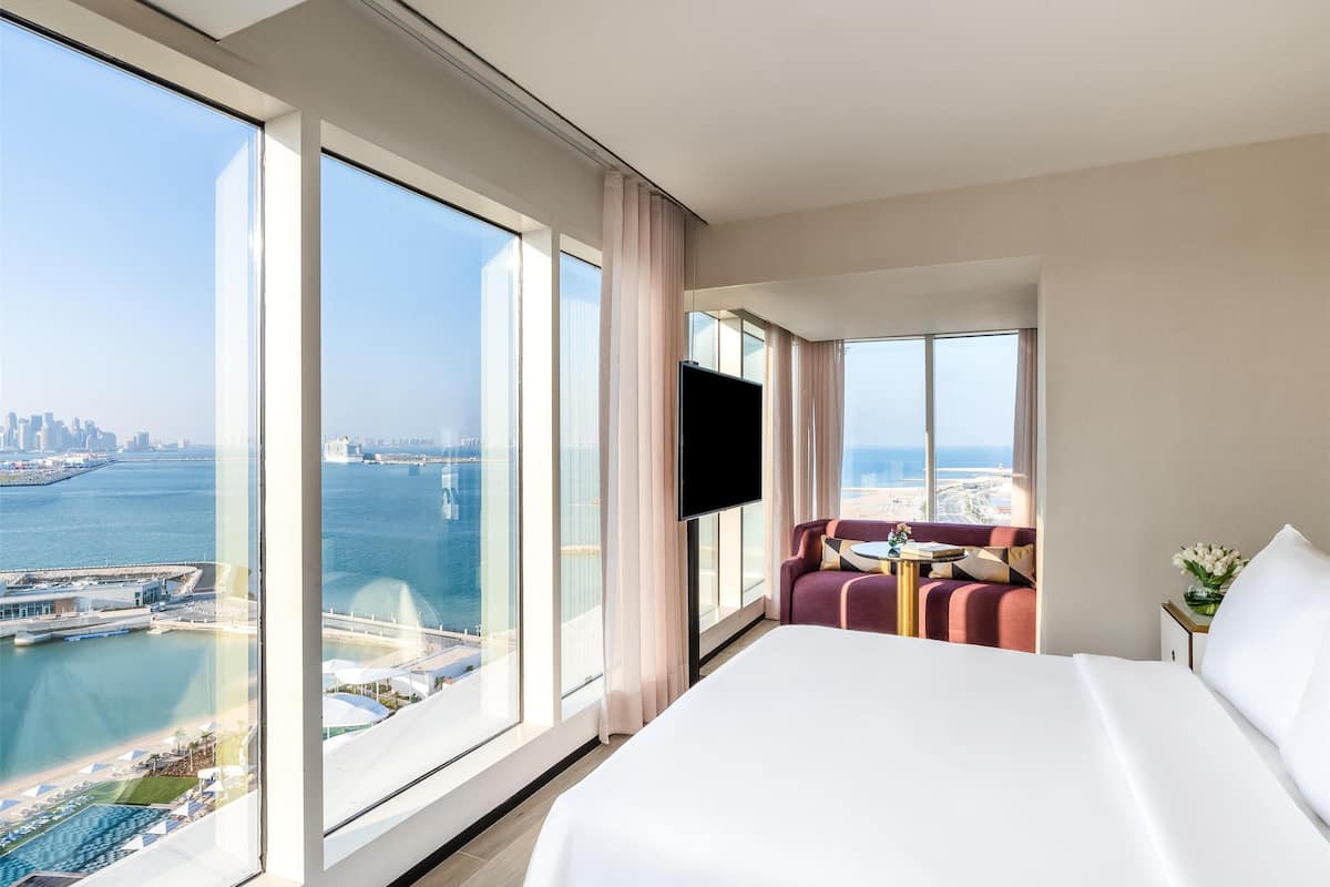 1 bedroom, premium bedding, free minibar items, in-room safe