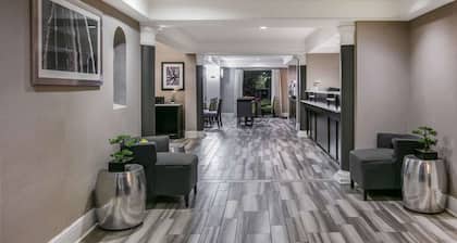 La Quinta Inn by Wyndham Dallas Uptown