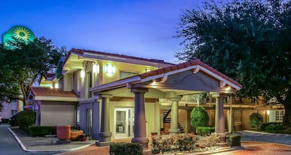 La Quinta Inn by Wyndham Dallas Uptown