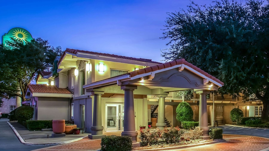 La Quinta Inn by Wyndham Dallas Uptown