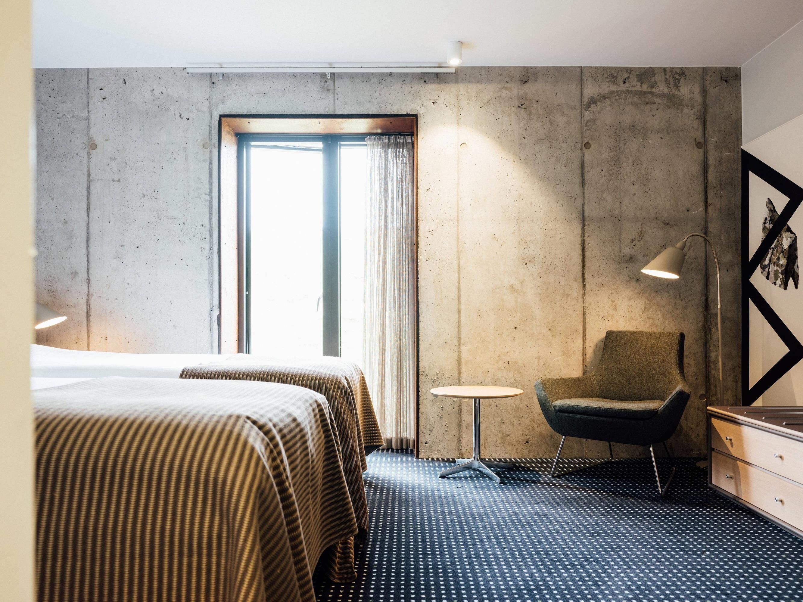 Room (Annex) | Premium bedding, desk, laptop workspace, blackout drapes