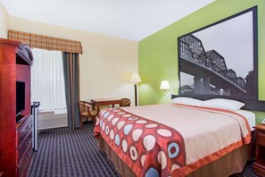 1 bedroom, premium bedding, desk, blackout curtains - Quality Inn Chattanooga Hamilton Place (Chattanooga)
