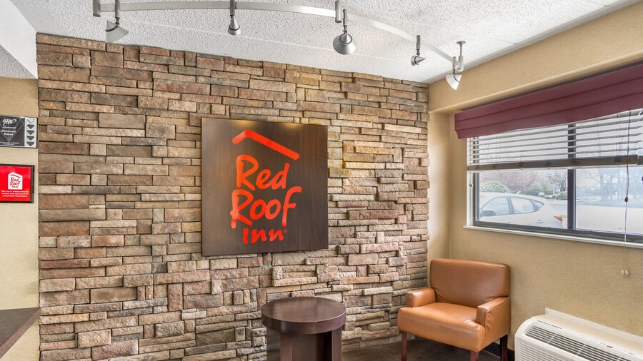 Red Roof Inn Tinton Falls - Jersey Shore