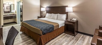 Econo Lodge Inn & Suites Newton