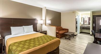 Econo Lodge Inn & Suites Newton