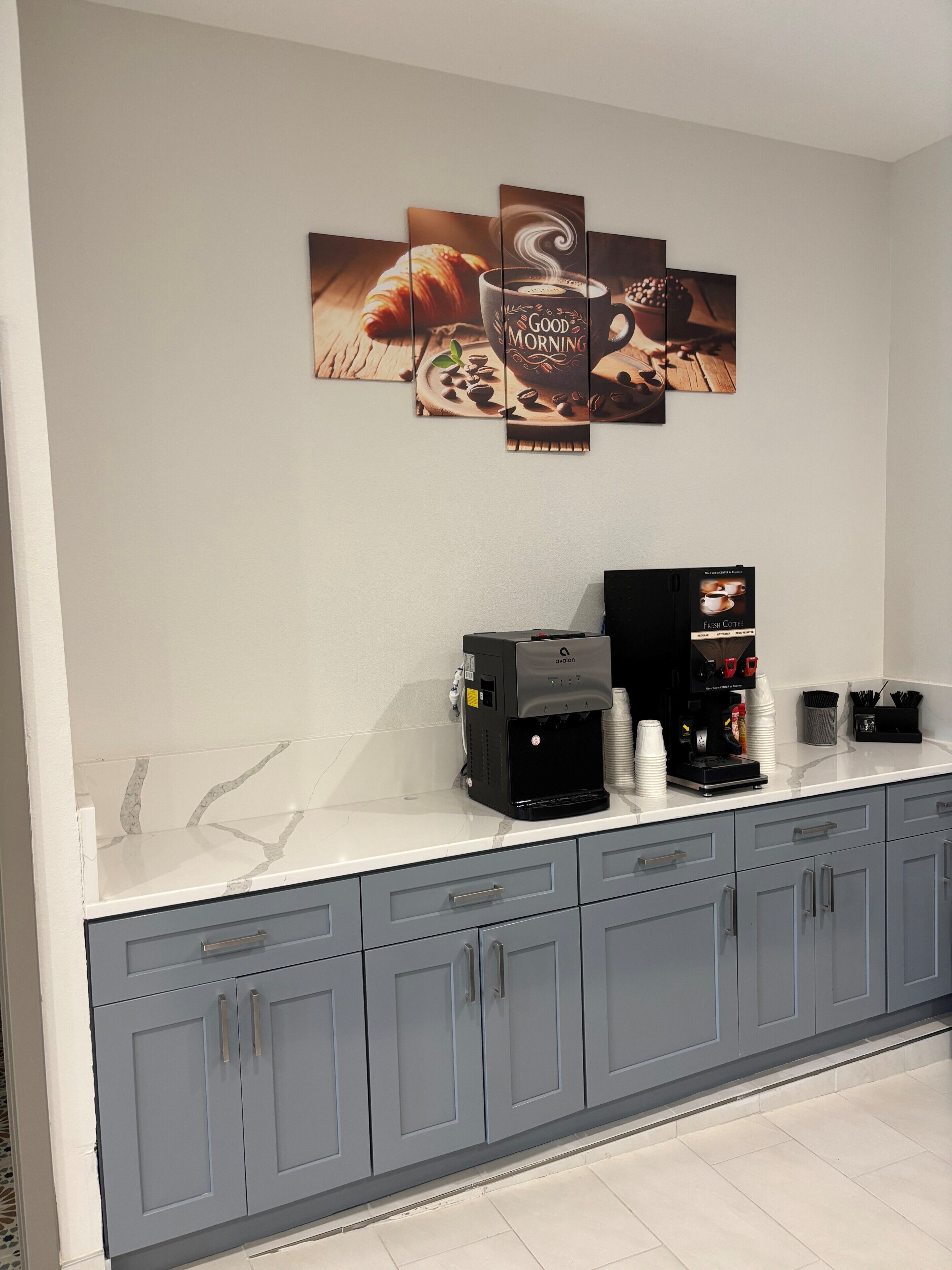 Desayuno continental incluido todos los días 