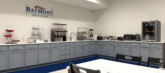 Baymont Inn & Suites by Wyndham Newton IA
