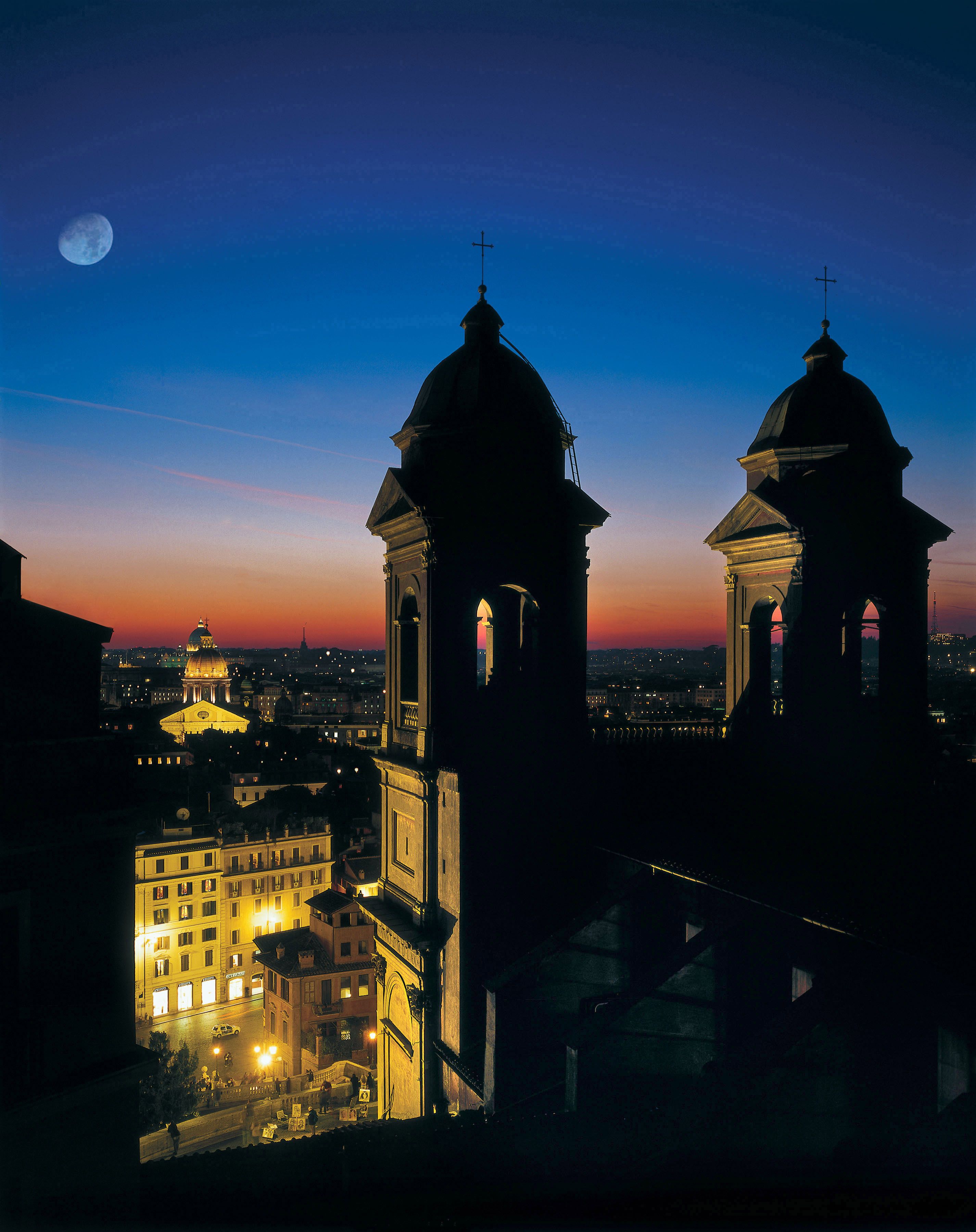 premium bedding, minibar, in-room safe, individually decorated