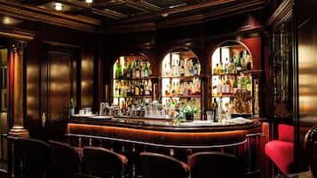 Cocktail bar