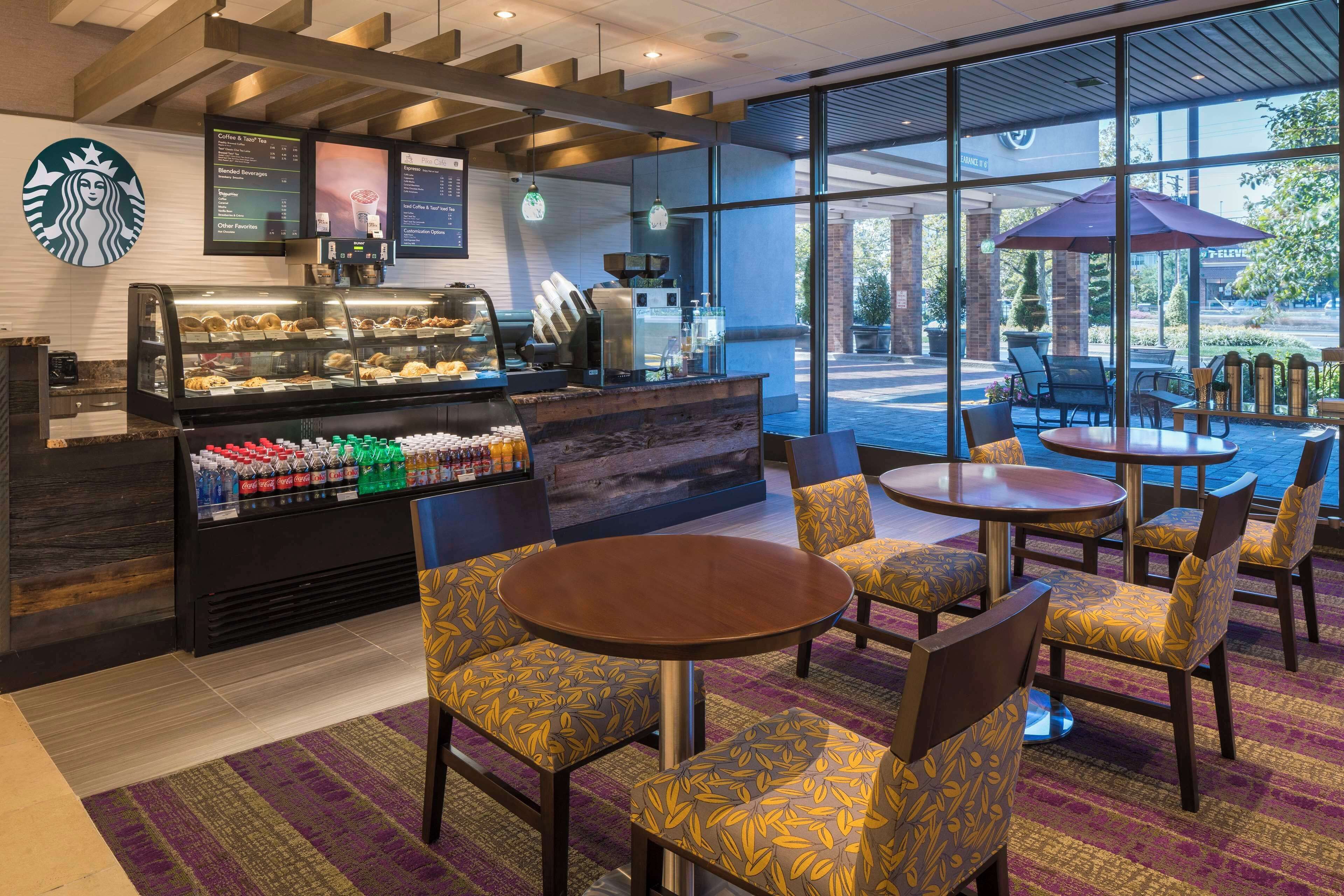 breakfast, lunch and dinner served