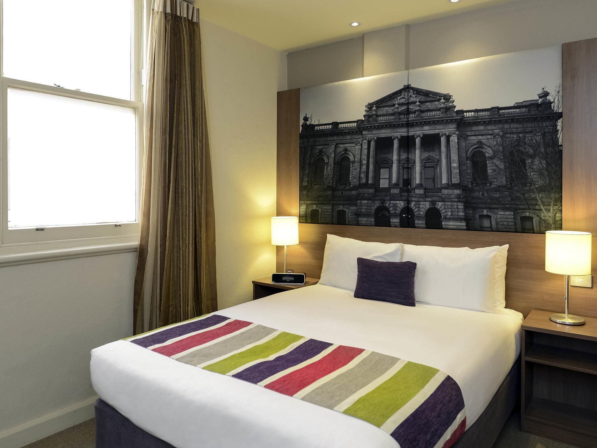 Standard Room, 1 Queen Bed | Desk, laptop workspace, iron/ironing board, free cribs/infant beds