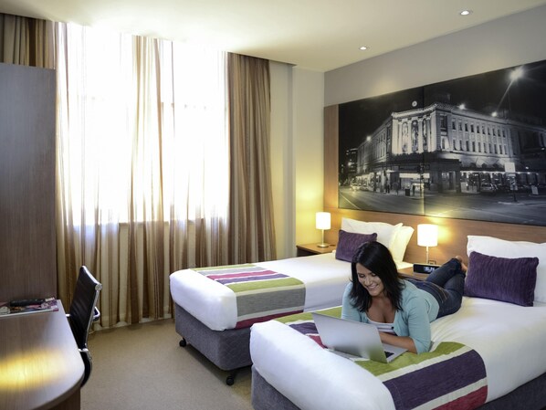 Superior Room, 2 Twin Beds | Desk, laptop workspace, iron/ironing board, free cribs/infant beds