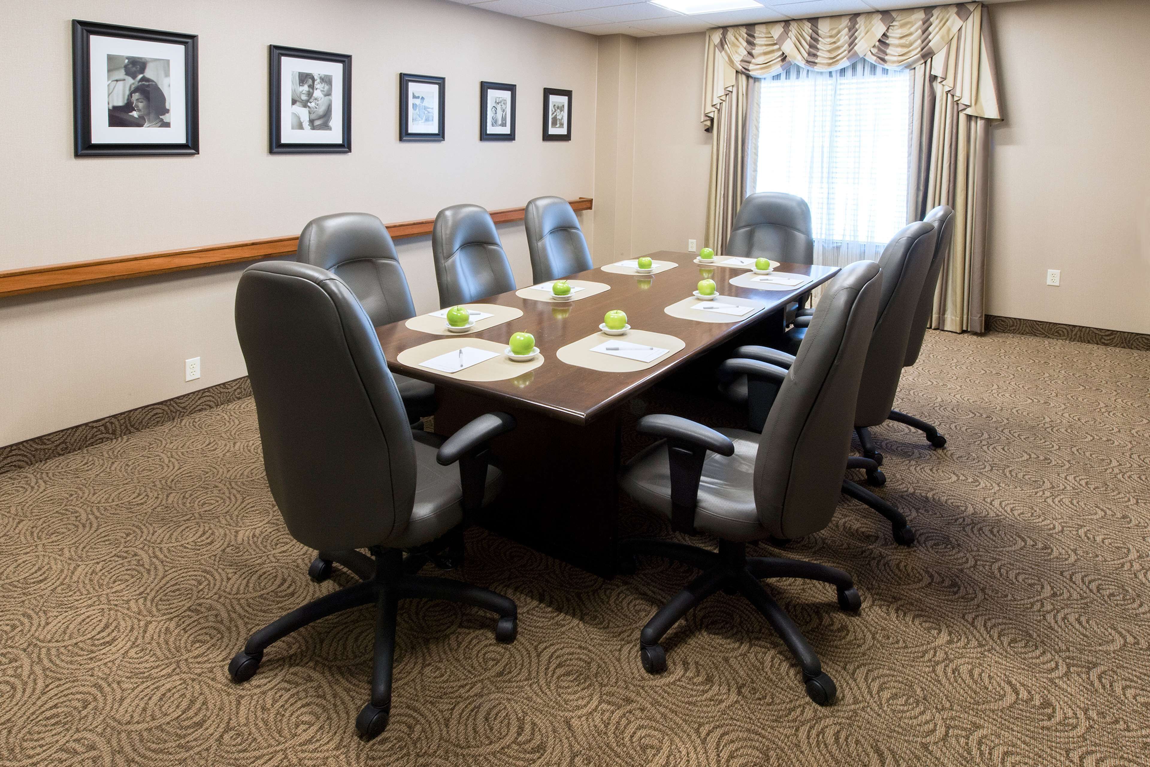 Photo - Hampton Inn Boston-Norwood