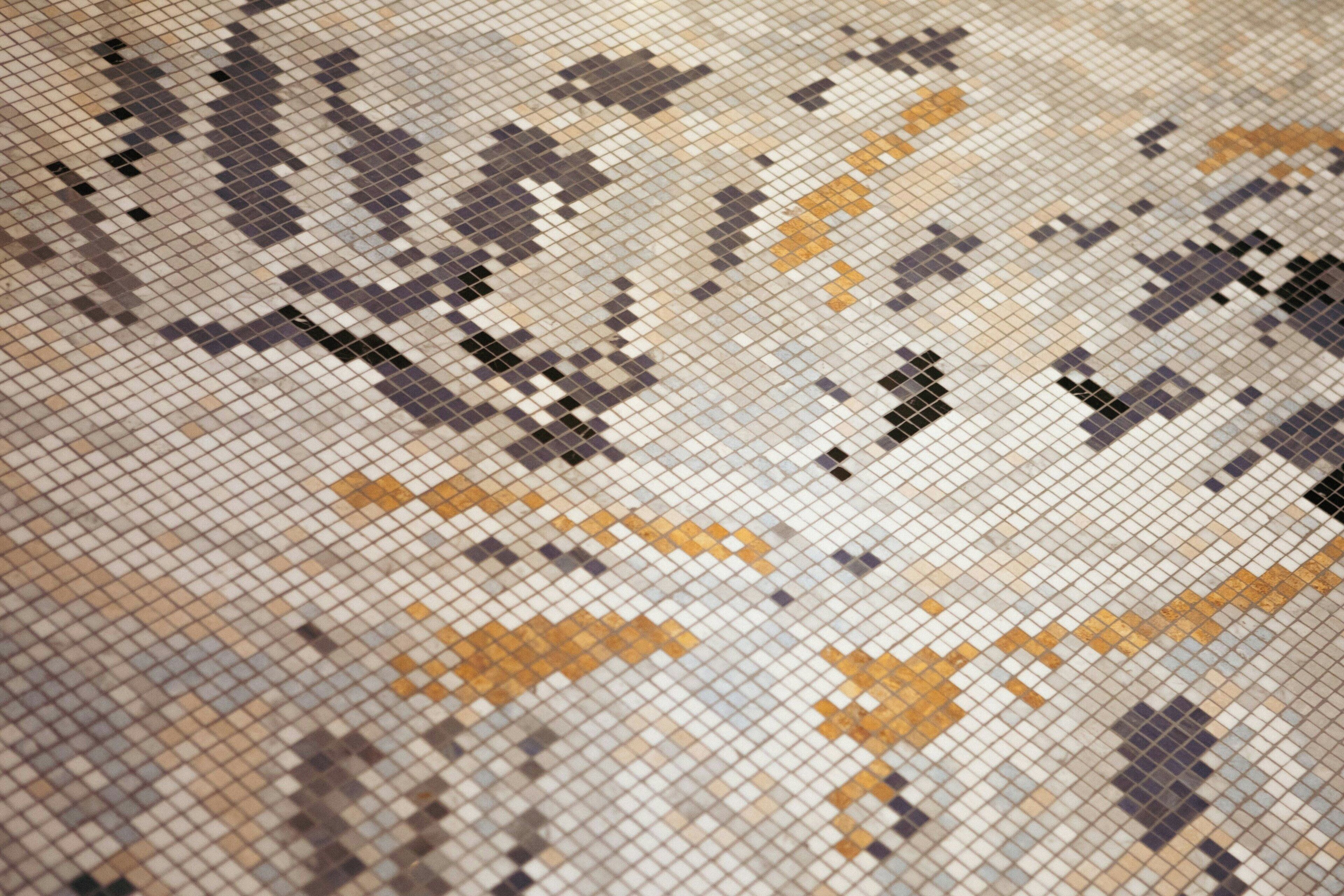 2 bars/lounges, lobby lounge